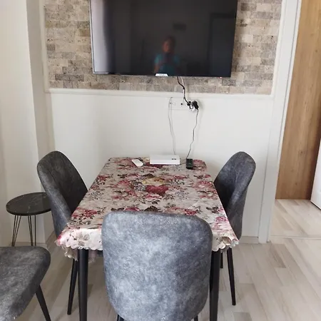 Kuzey Ezine